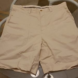 Tommy Bahama Shorts 36